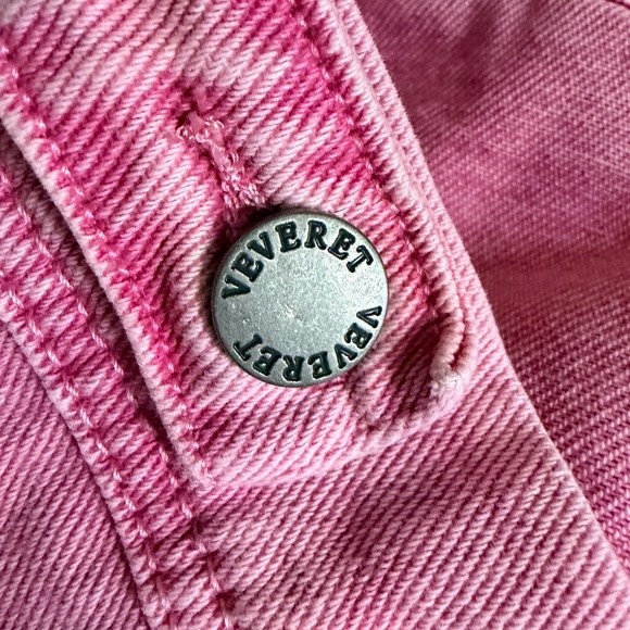 Veveret Daisy Print Button Up Pink Boutique Denim Jacket, Medium - Picture 14 of 15